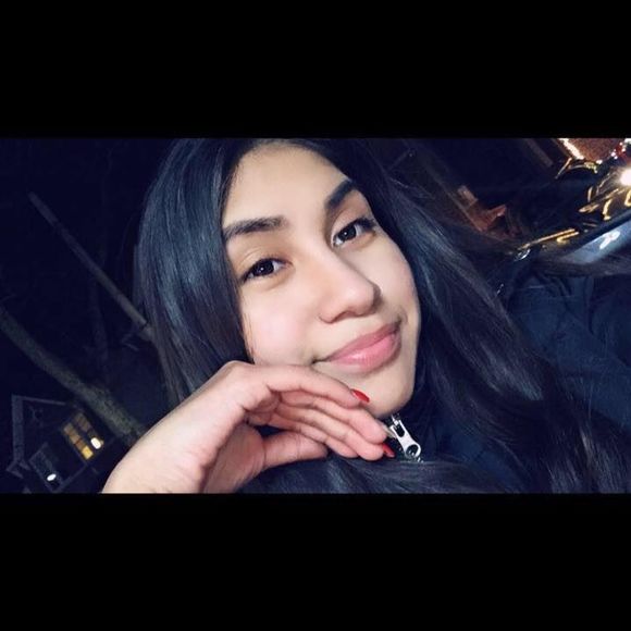 Meet your Posher, Mariela - Picture 1 of 1